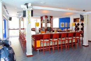 Positano's offers a bright and airy atmosphere to enjoy your artisan drinks. 