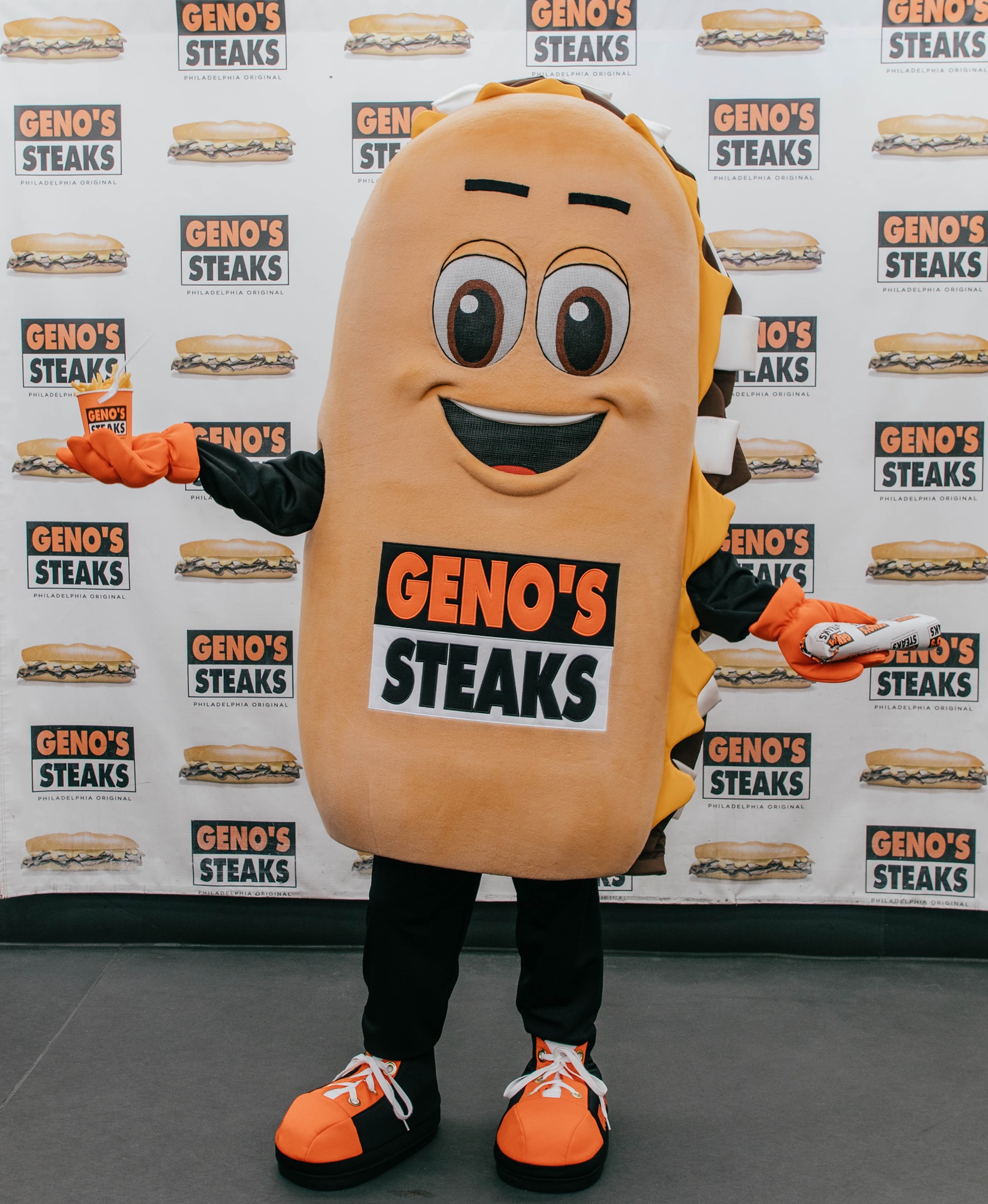 genos_mascot