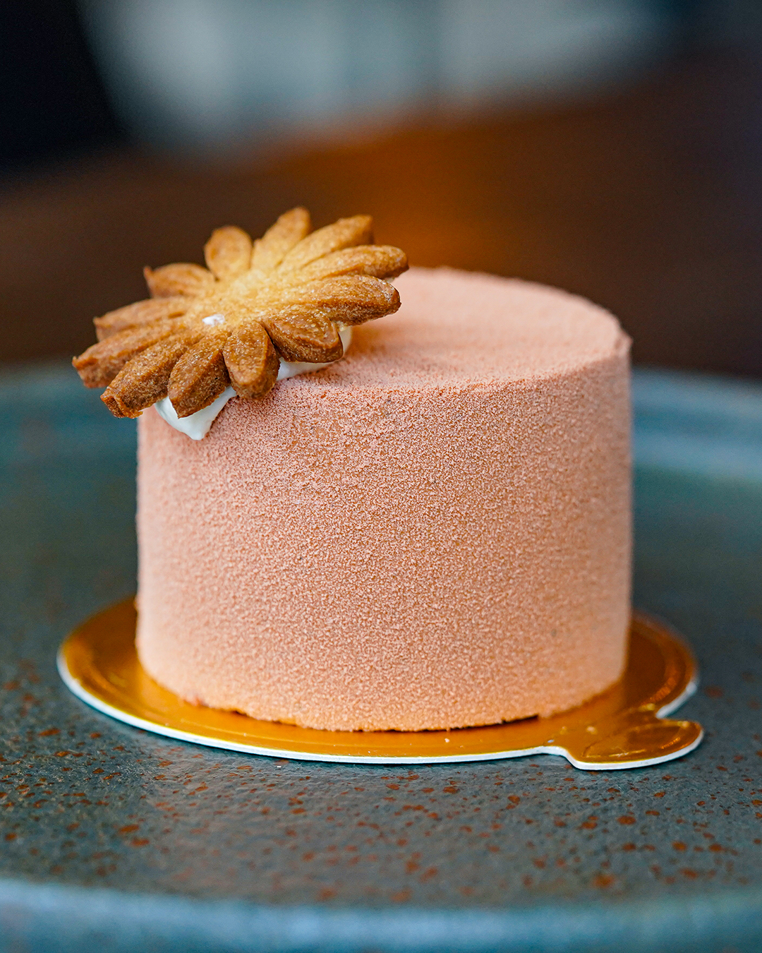 thai tea cake