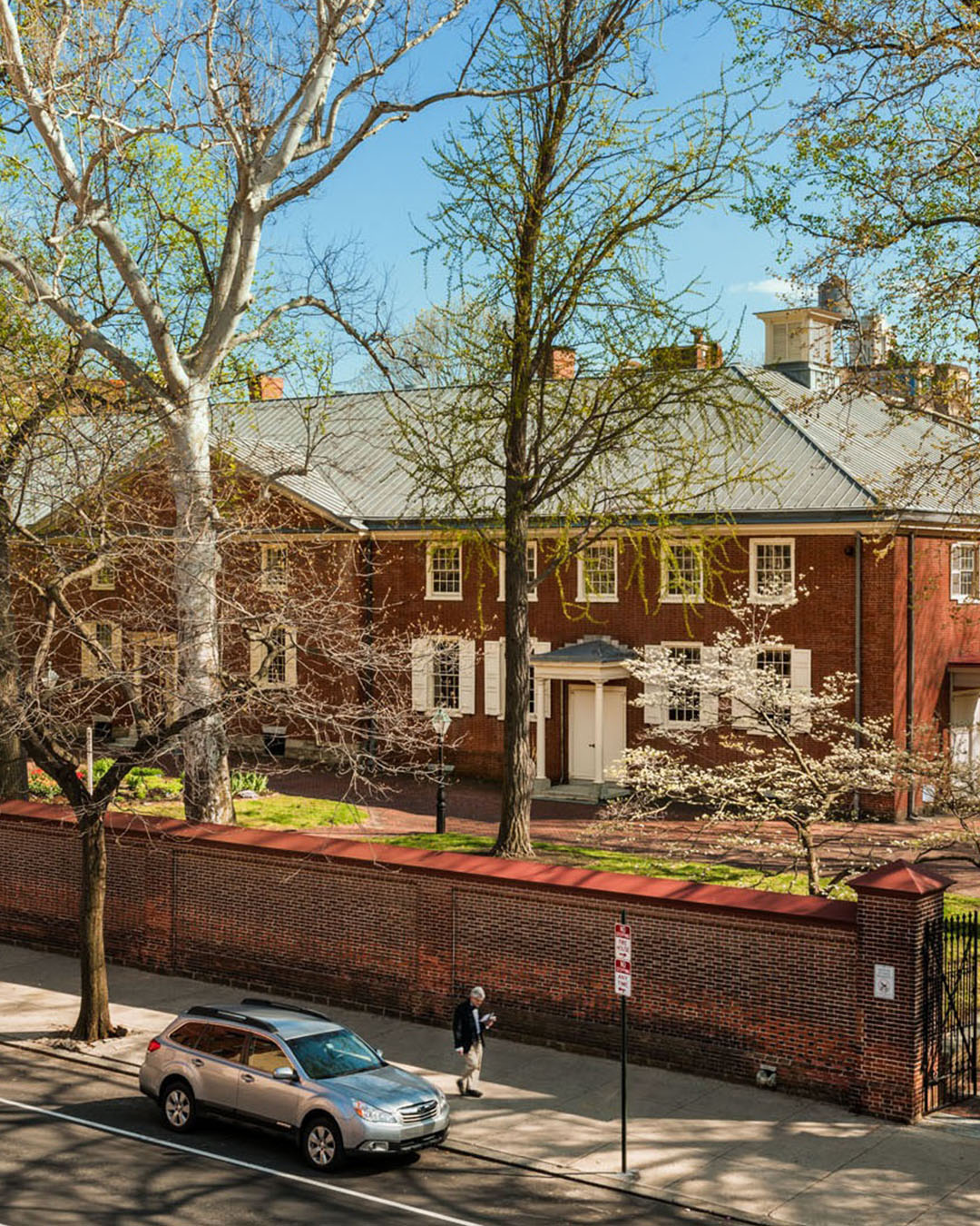 the arch street meeting house