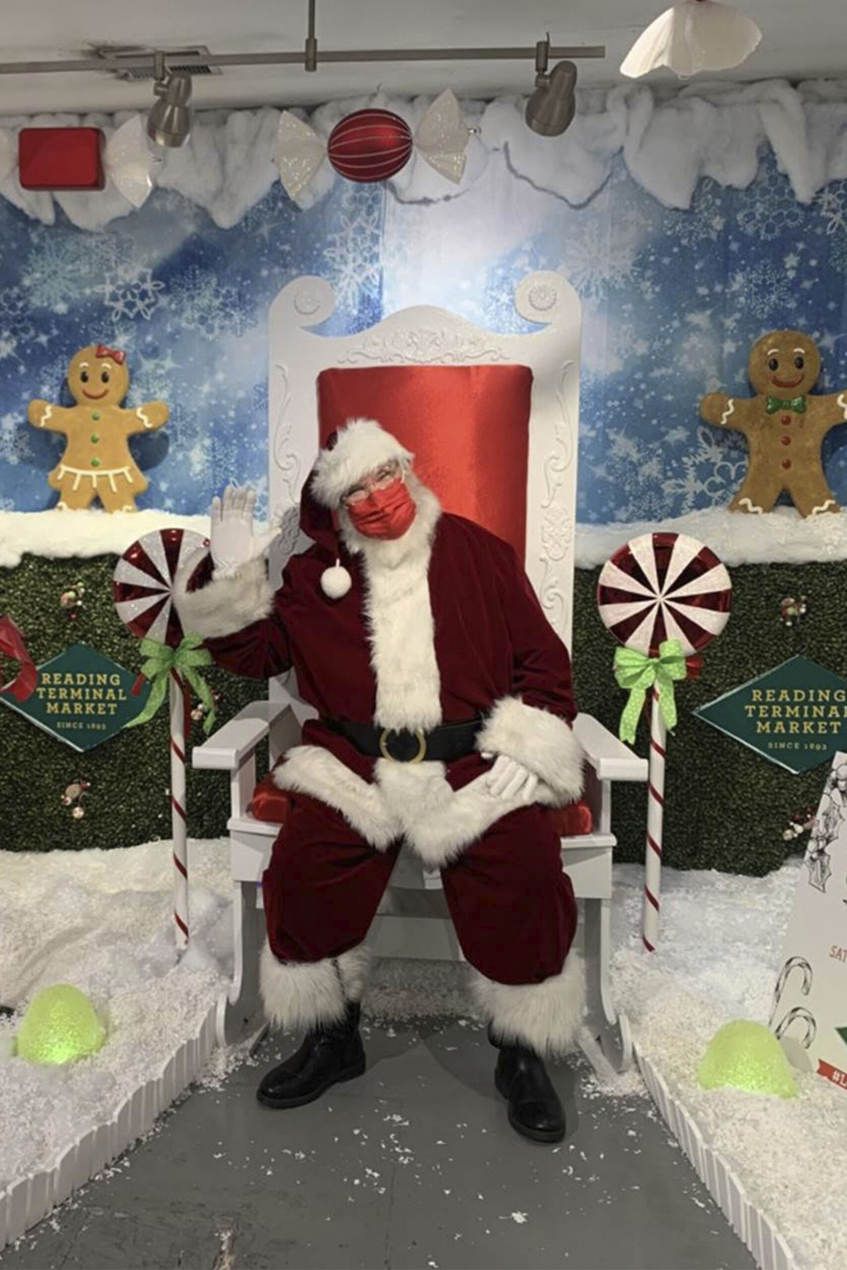 santa at reading terminal