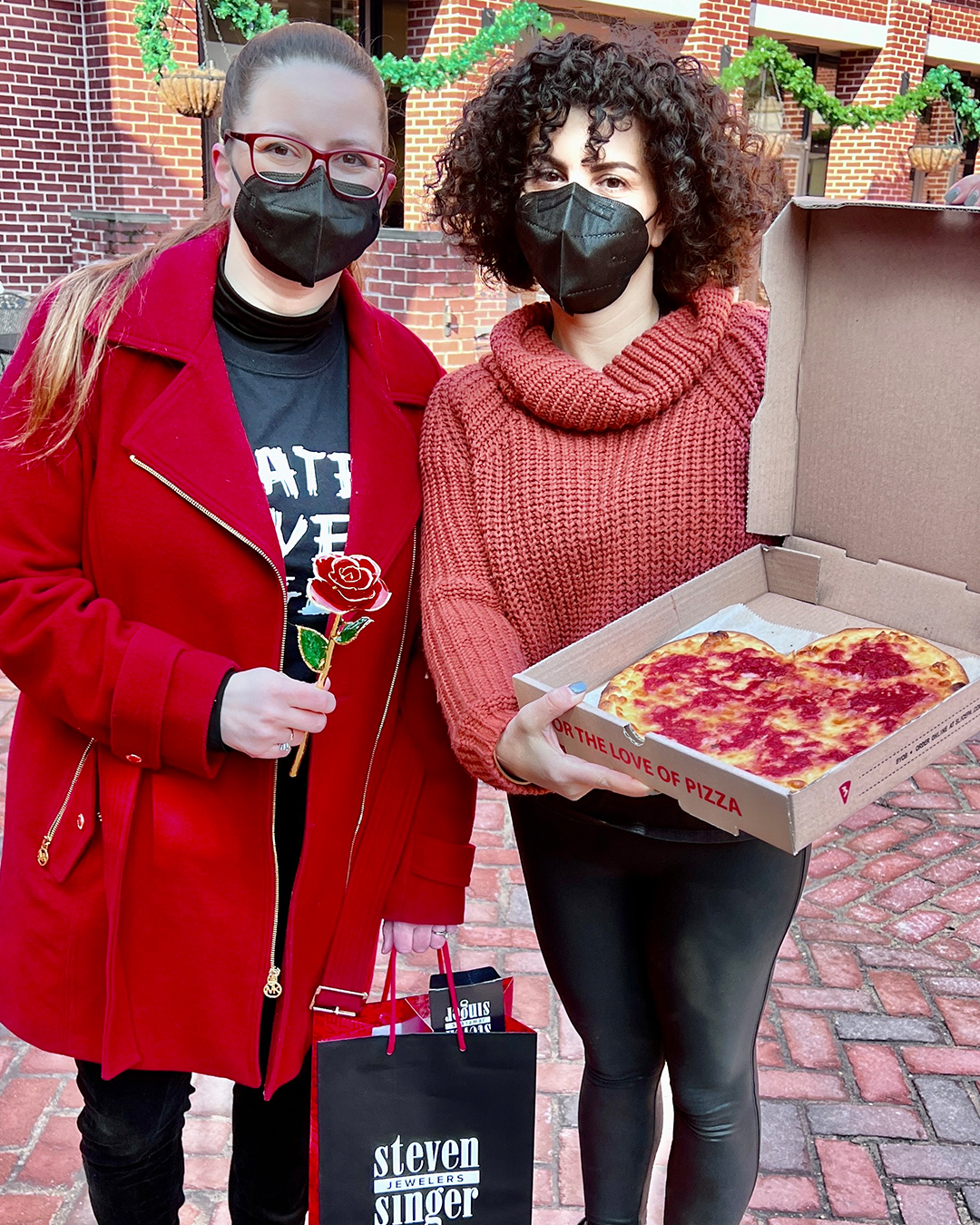 heart pizza and gold roses