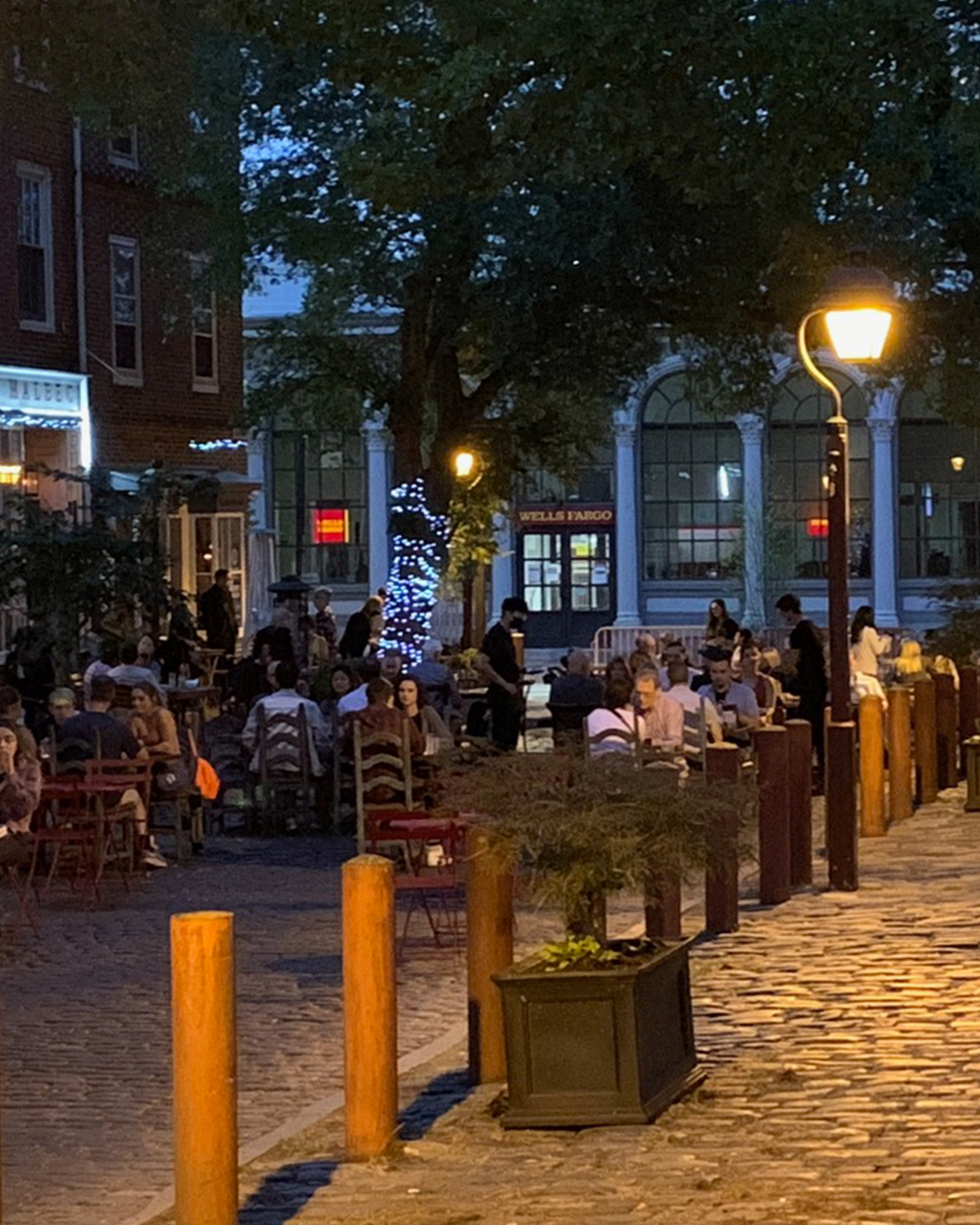 Dining Under The Shambles