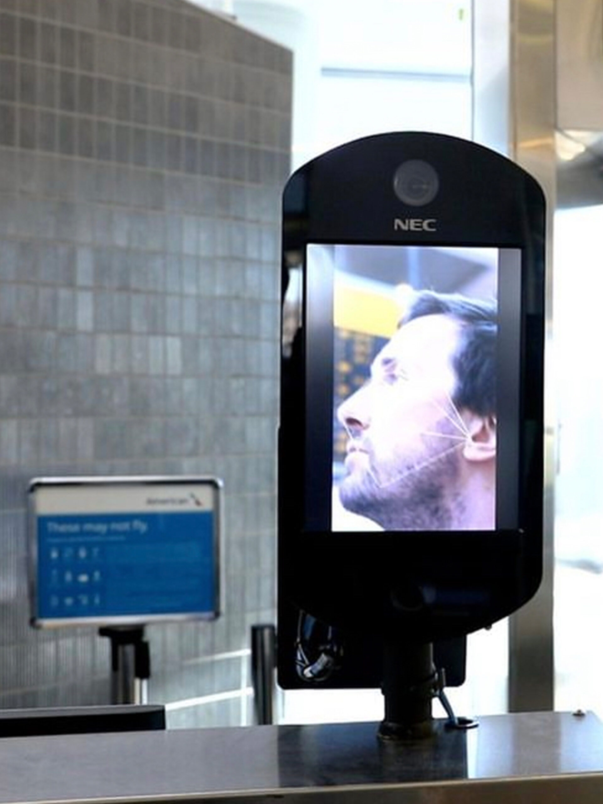 airport face scanning