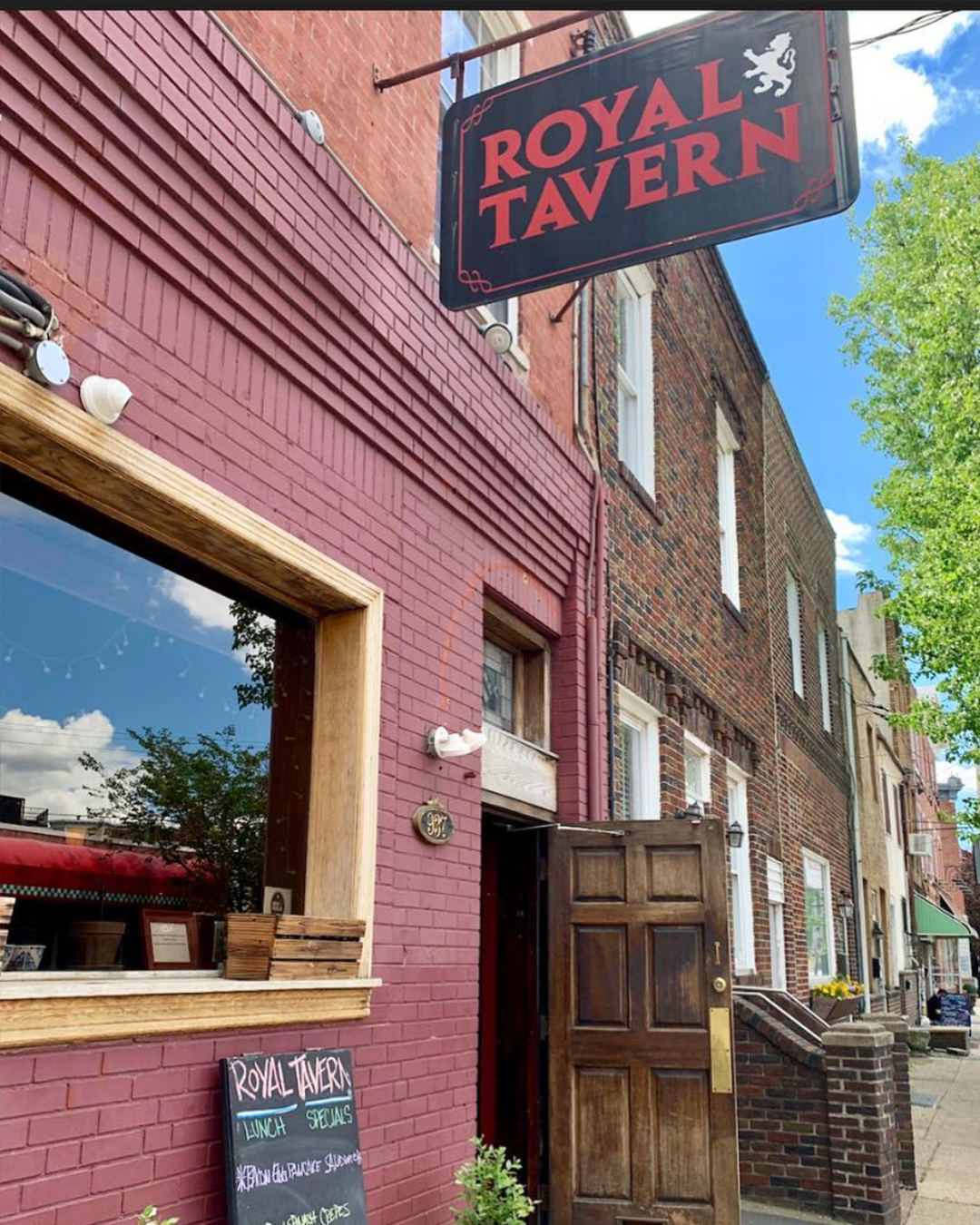 royal tavern